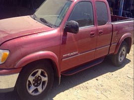 2002 TOYOTA TUNDRA, BURGUNDY, LIMITED, EXTD CAB, 4.7L, AT, 2WD. Z25123